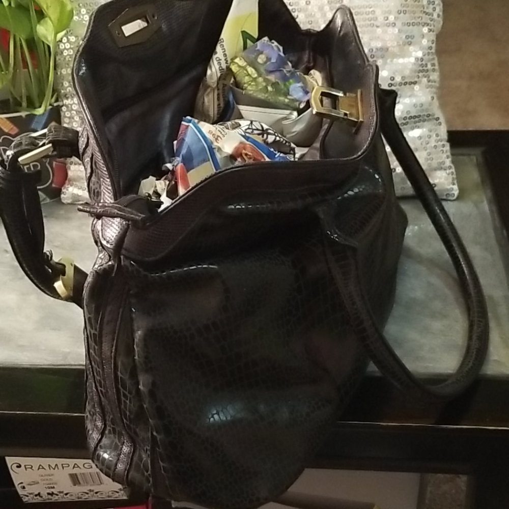 Purse - Picture 3 of 6
